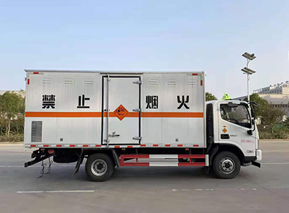 德清爆破器材运输车