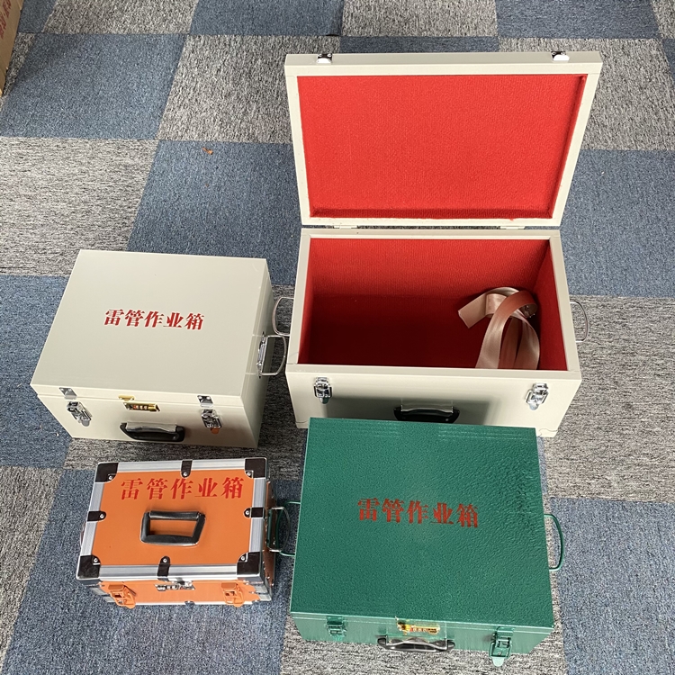 德清爆破工程作业箱如何选择？玻璃钢与传统材质的全面对比
